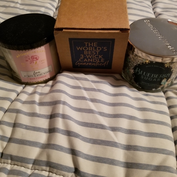 Bath and body works 3 wick candles